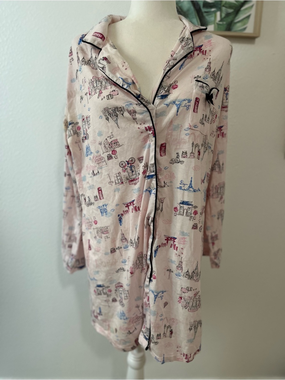 Laura Ashley Flannel Nightgown Women’s L Mini Pink Black Long